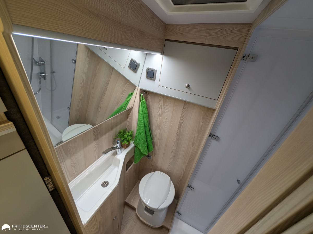 KABE AFFINITY MAN DUO * För två / Dubbelsäng / Smart planlösning *SUPERDEAL*, bild 19 av 35