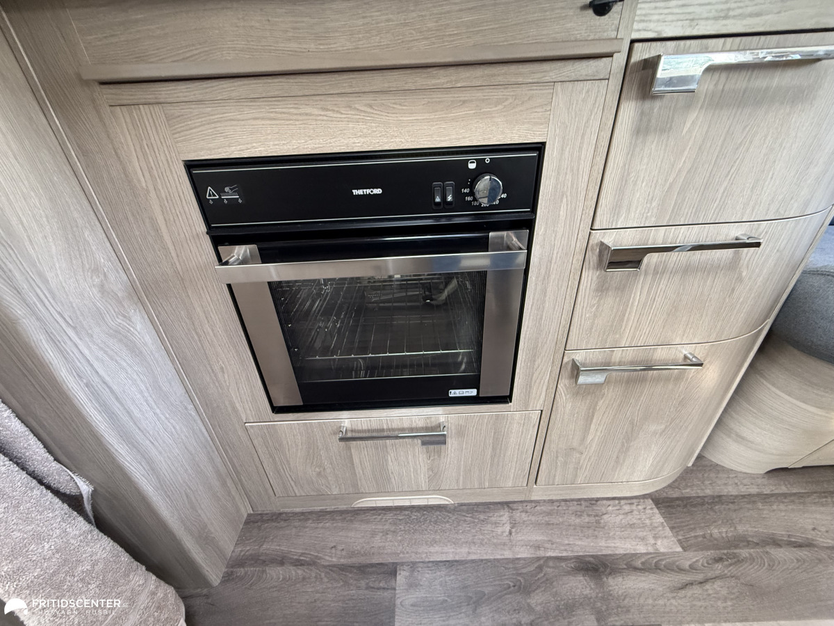 KABE ROYAL 540 GLE KS *AC / Mover / Förtält*, bild 11 av 35