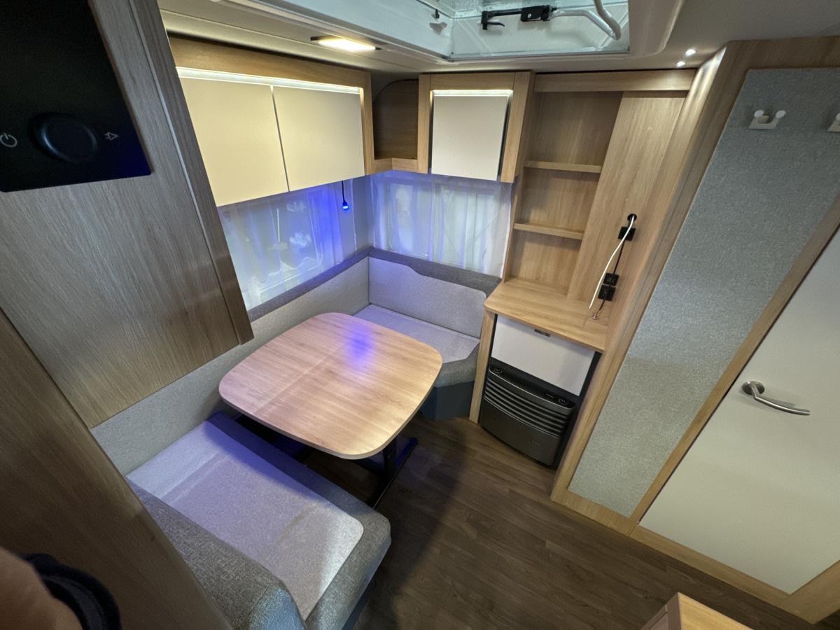 Knaus Sport 460 EU, bild 7 av 16