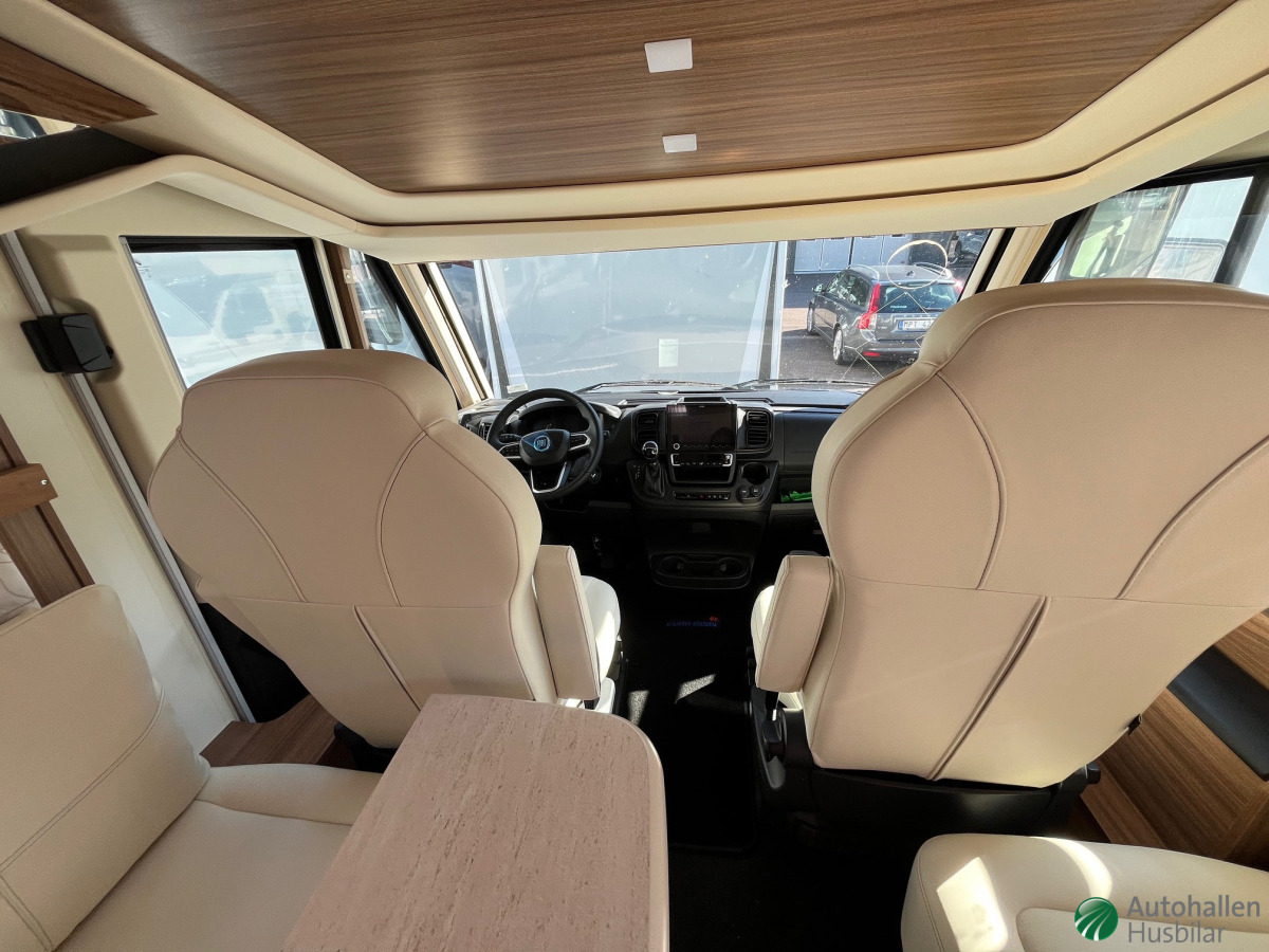 Eura Mobil Integra 760 EF KAMPANJ, bild 4 av 10