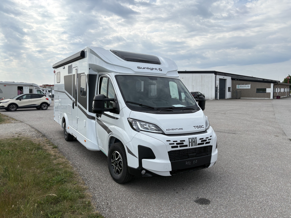Sunlight T 68 C Adventure Edition (Långbäddar)(LAGERRENSNING)(AC på köpet), bild 1 av 15