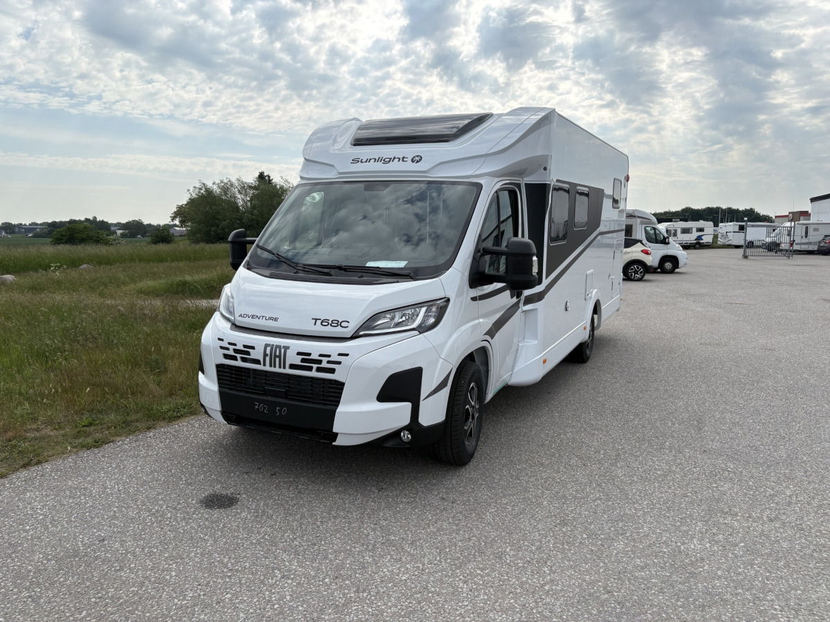 Sunlight T 68 C Adventure Edition (Långbäddar)(LAGERRENSNING)(AC på köpet), bild 2 av 15