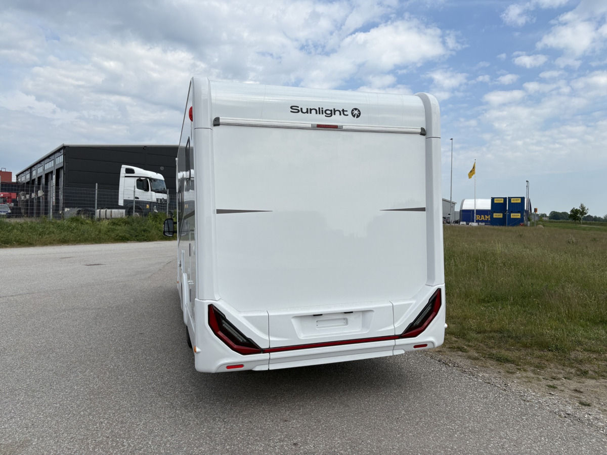 Sunlight T 68 C Adventure Edition (Långbäddar)(LAGERRENSNING)(AC på köpet), bild 4 av 15