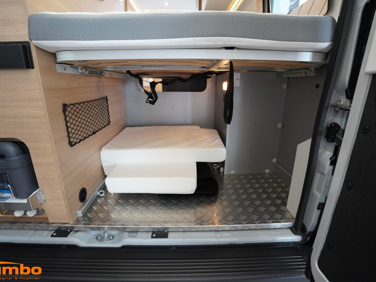 Dreamer D62 SELECT Dubbelbädd 140hk Automat 4250kg Dieselpanna, bild 18 av 18