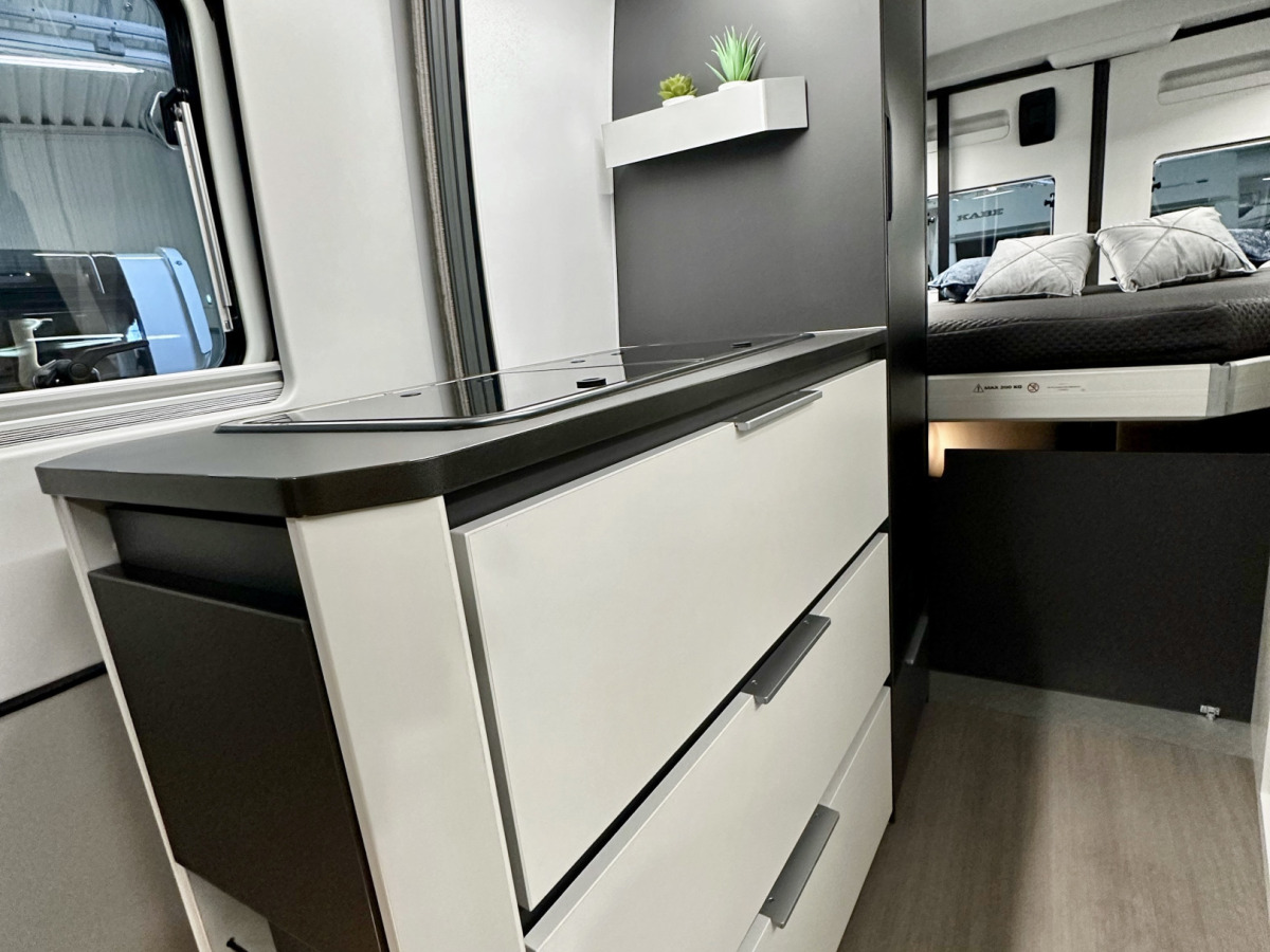 Adria TWIN SUPREME 640 SGX, bild 11 av 18