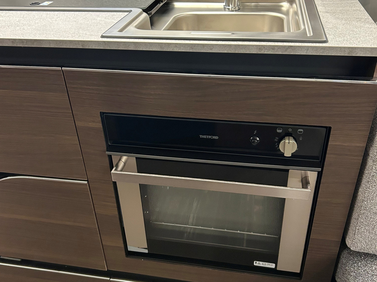 Adria Alpina 583 LP, bild 11 av 21