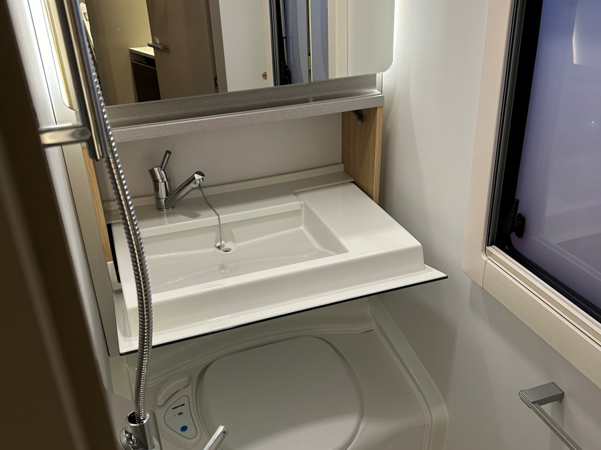 Adria Alpina 583 LP, bild 14 av 21