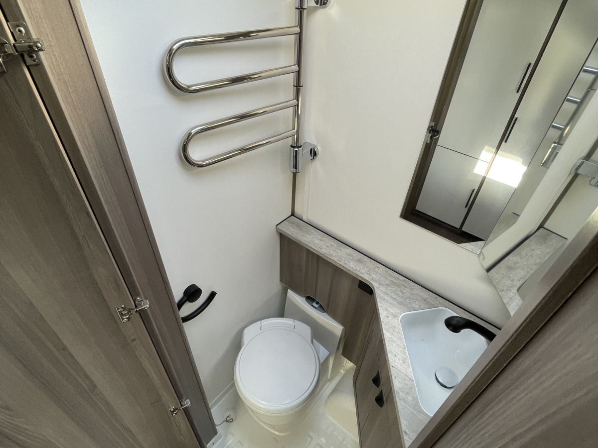 KABE ESTATE 560 GLE KS BARNKAMMARE DESIGNPAKET, bild 26 av 38