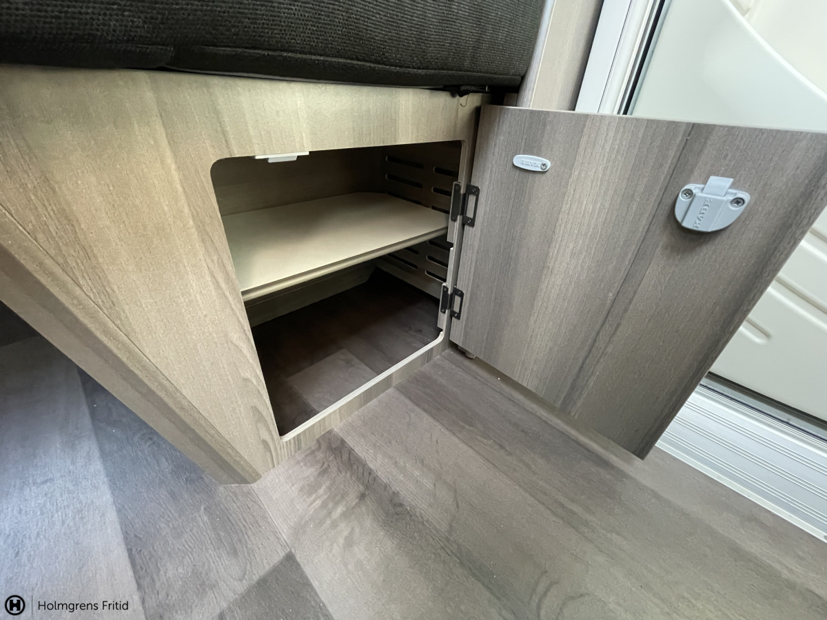 KABE ESTATE 560 GLE KS BARNKAMMARE DESIGNPAKET, bild 31 av 38