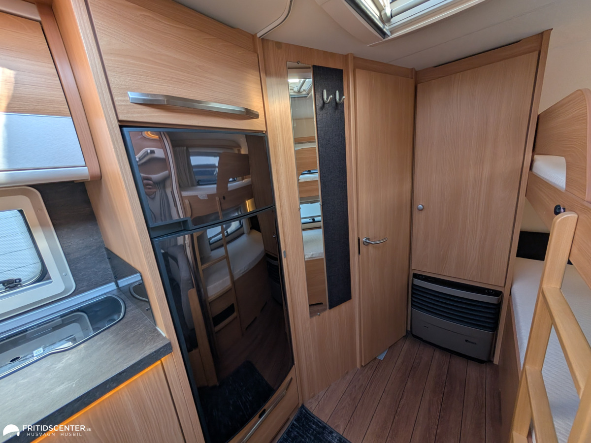 Knaus Südwind Silver Selection 580 QS *Barnkammare / Ac bodel / Cykelställ, bild 12 av 24