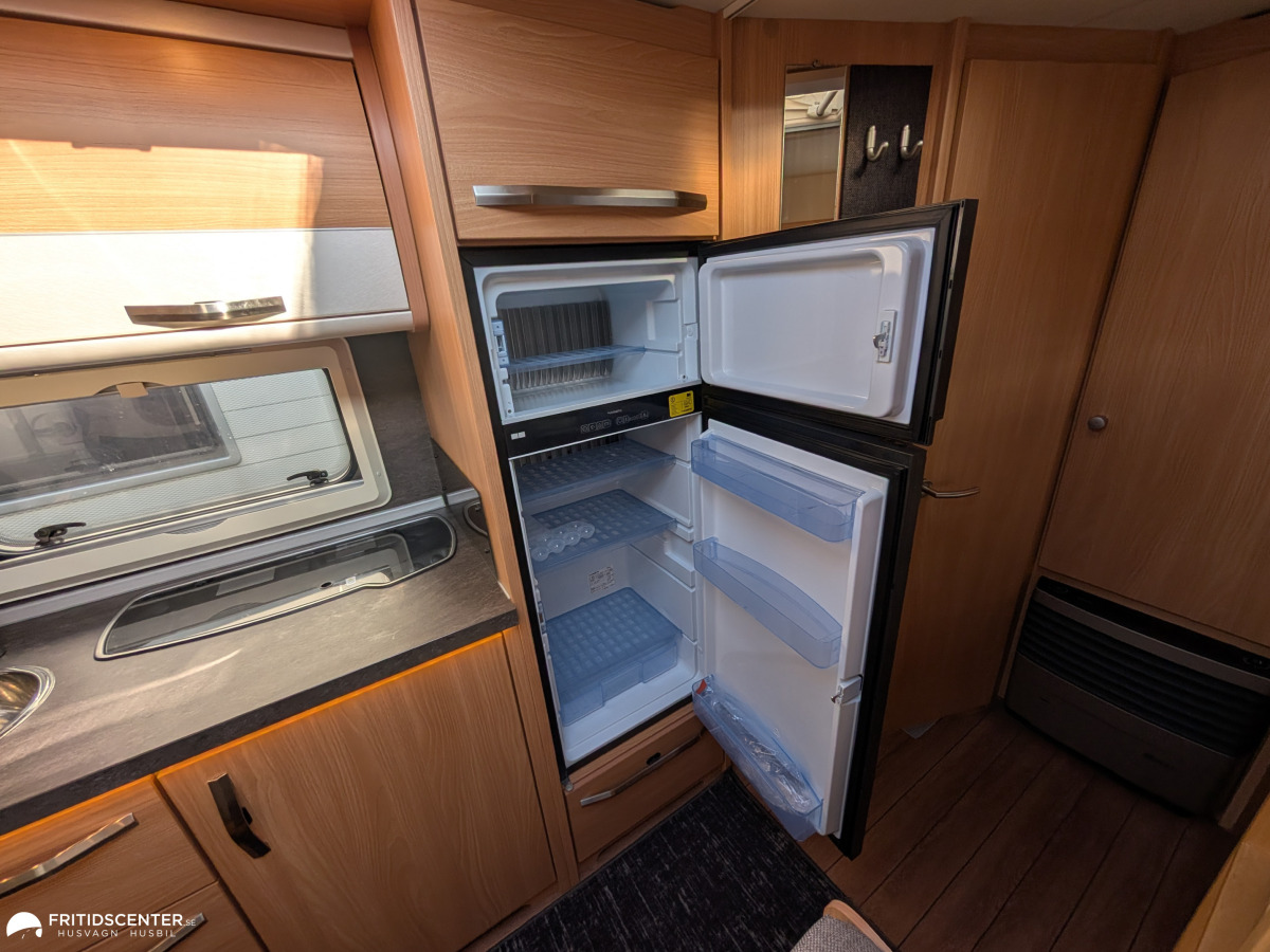Knaus Südwind Silver Selection 580 QS *Barnkammare / Ac bodel / Cykelställ, bild 13 av 24