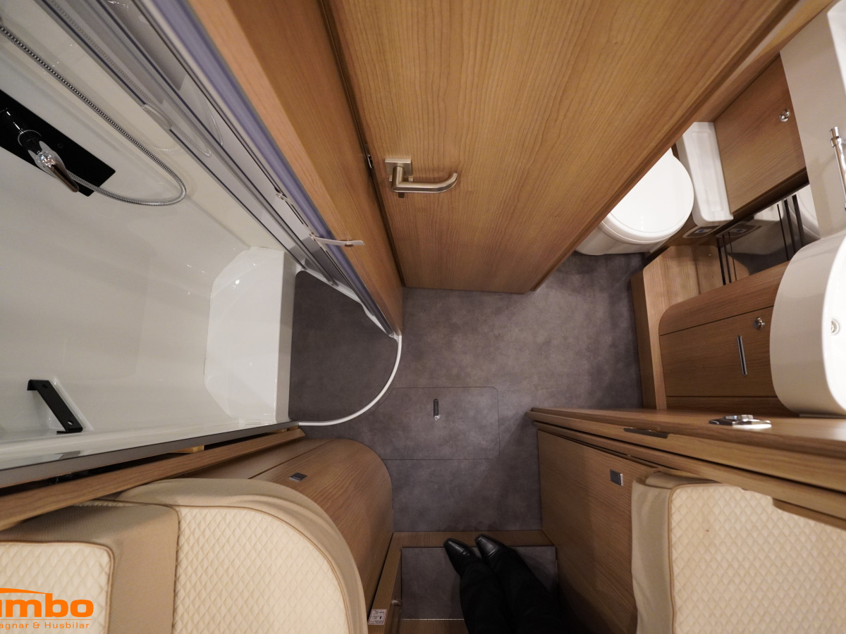Malibu T 490 LE Automat 180hk Alde dragkrok solcell, bild 14 av 23