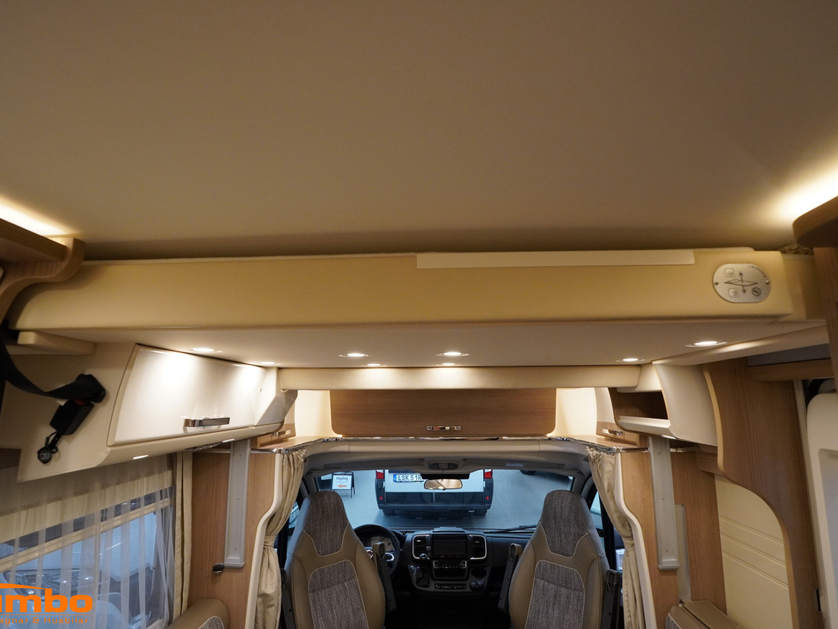 Malibu T 490 LE Automat 180hk Alde dragkrok solcell, bild 18 av 23