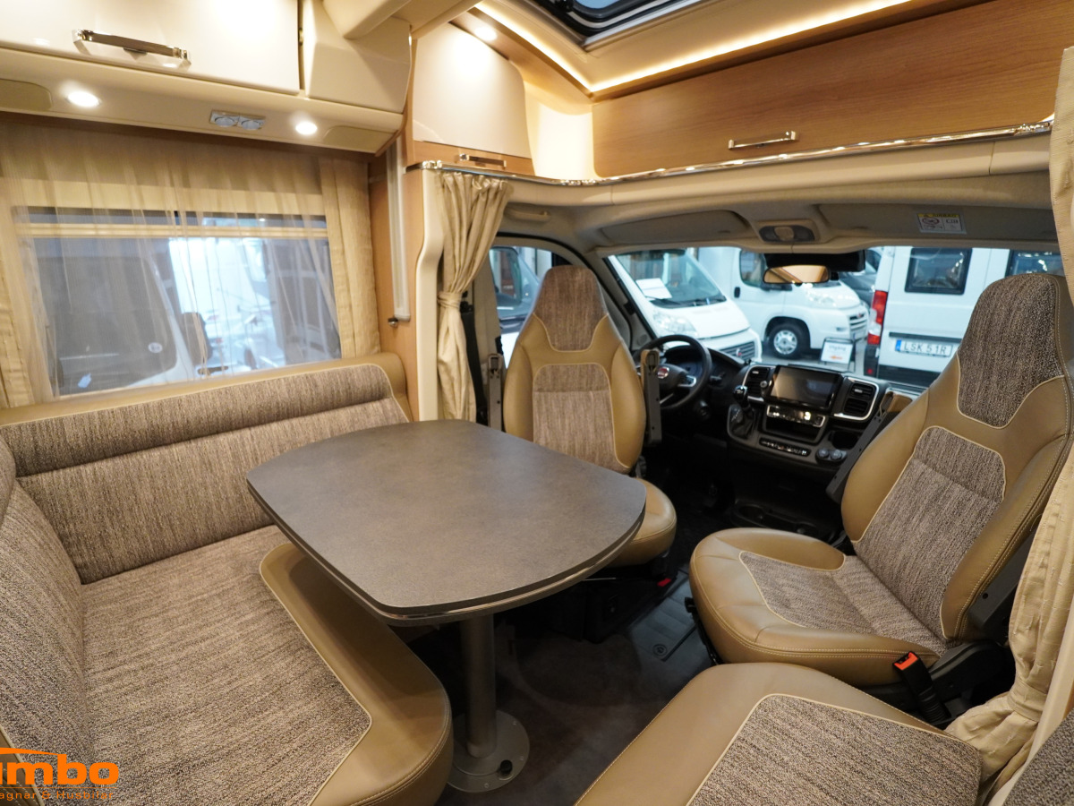 Malibu T 490 LE Automat 180hk Alde dragkrok solcell, bild 2 av 23