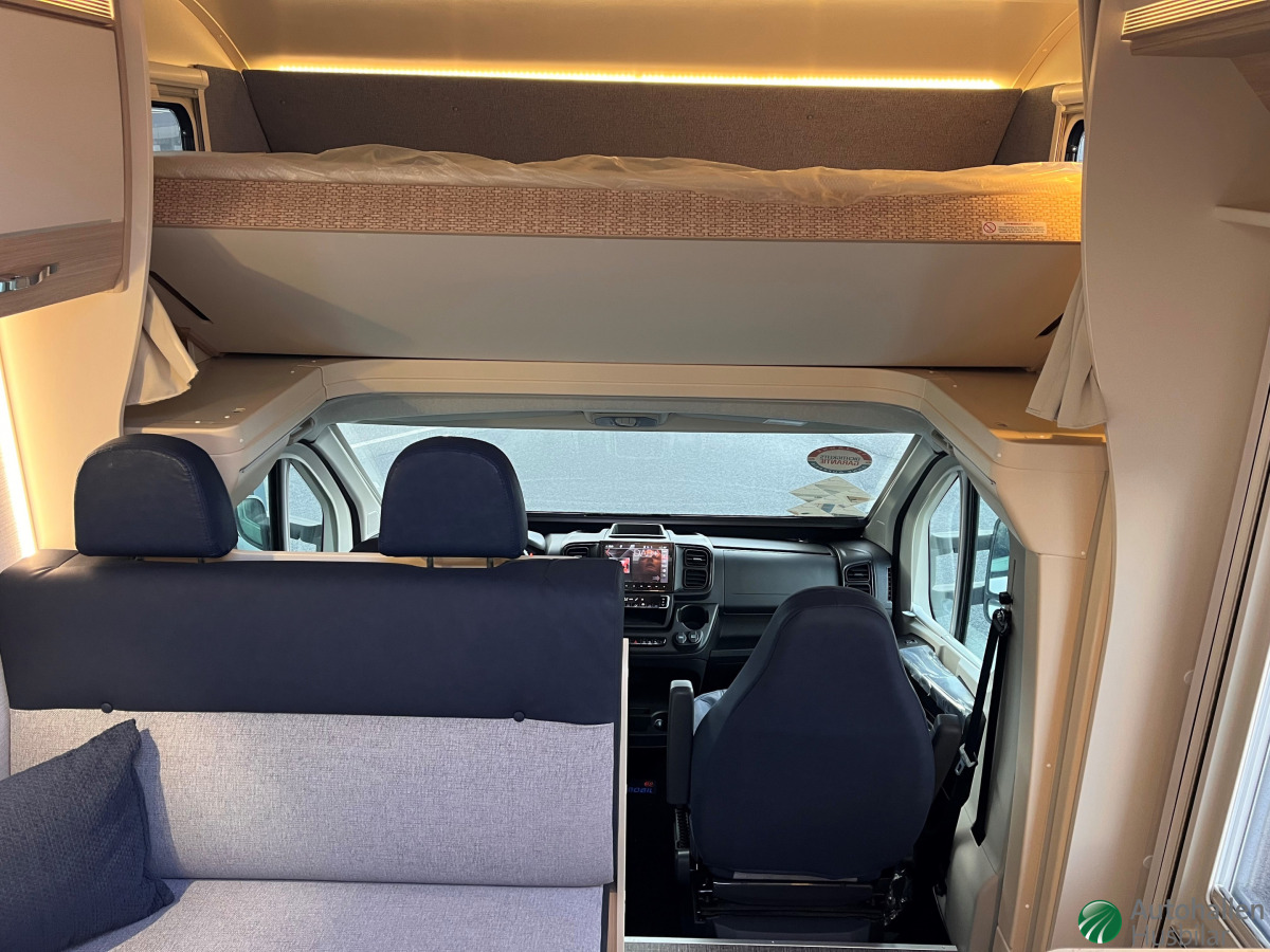 Eura Mobil Activa One 690 HB / Tvärbädd DEMO med nybilsgaranti, bild 12 av 15