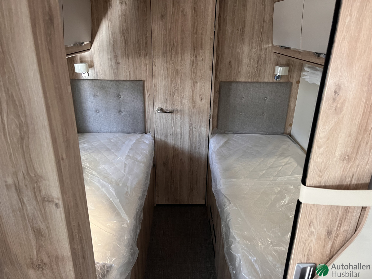 Eura Mobil Integra Line 730 EF / Oktoberfest /, bild 5 av 8