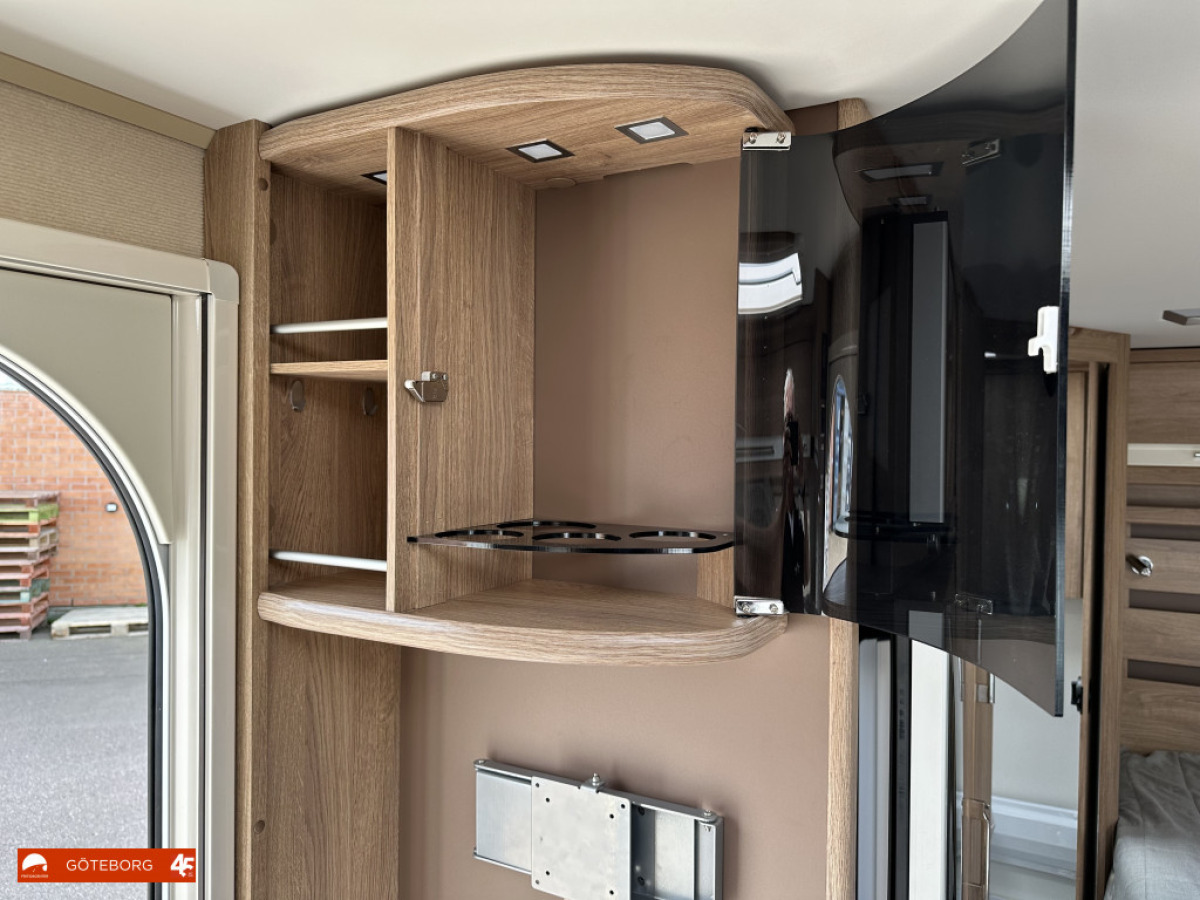 KABE CLASSIC 470 XL KS *Året runt / Dubbelbädd / Kompakt, bild 11 av 13