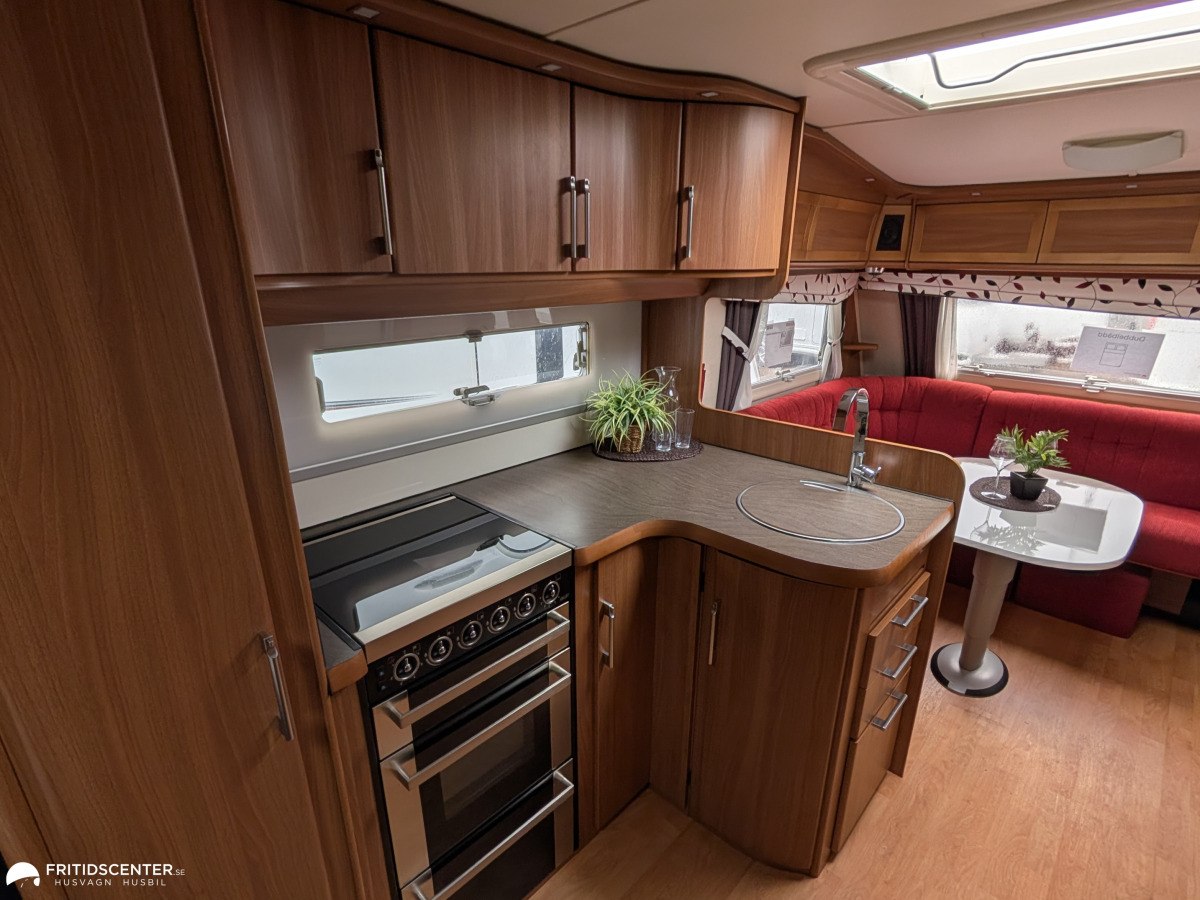 KABE ROYAL 590 LXL KS *Rymligt kök / TV bänk / L-soffa, bild 10 av 17