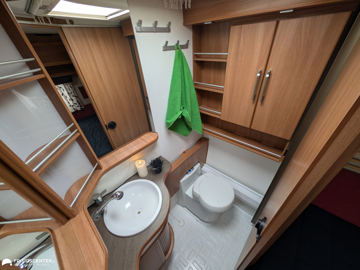 KABE ROYAL 590 LXL KS *Rymligt kök / TV bänk / L-soffa, bild 14 av 17