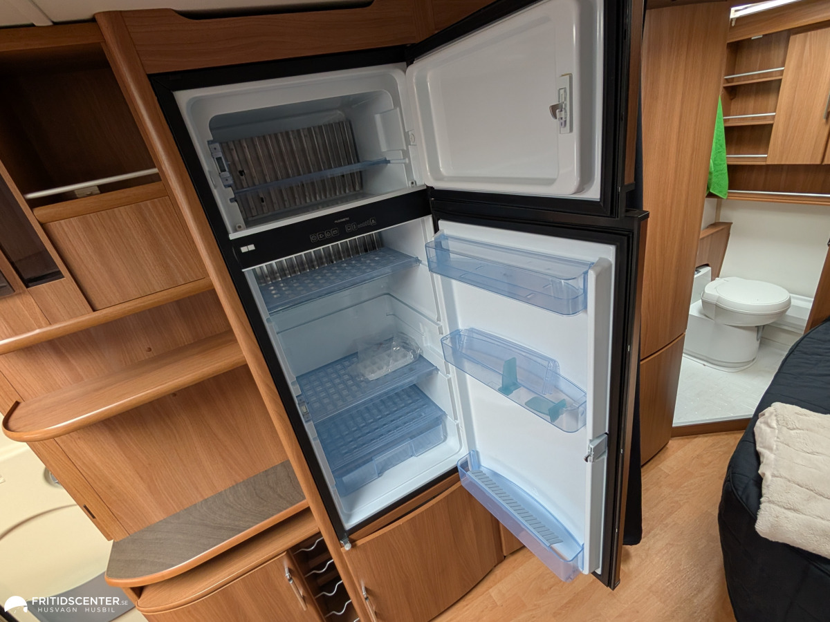 KABE ROYAL 590 LXL KS *Rymligt kök / TV bänk / L-soffa, bild 16 av 17