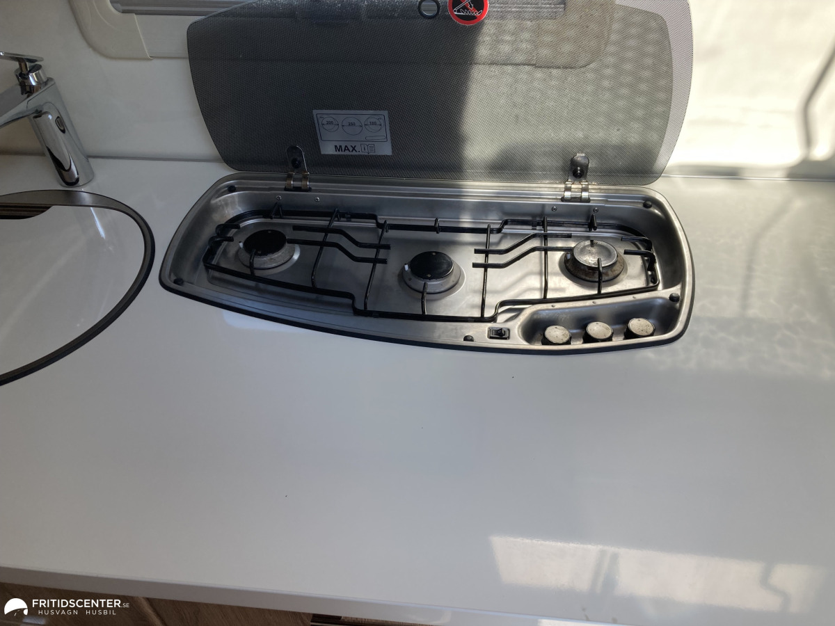 KABE CLASSIC 560 XL KS *Året runt vagn / Förtält, bild 6 av 11