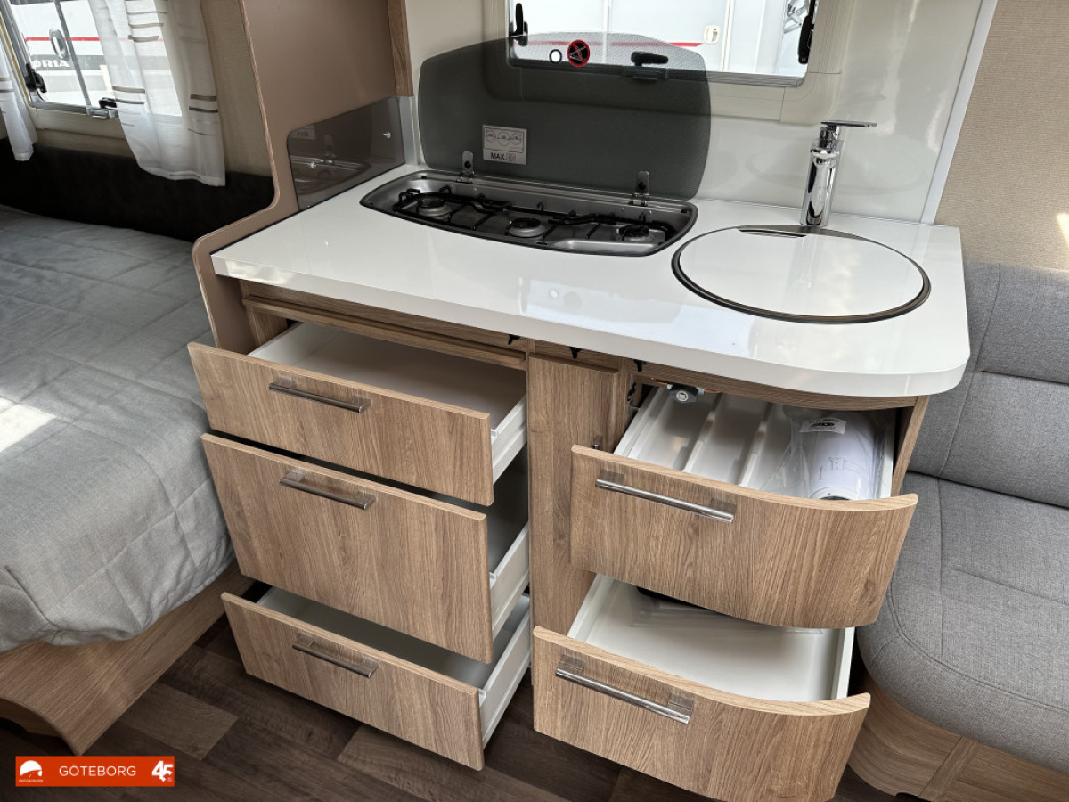 KABE CLASSIC 470 XL KS *Året runt / Dubbelbädd / Kompakt, bild 6 av 13