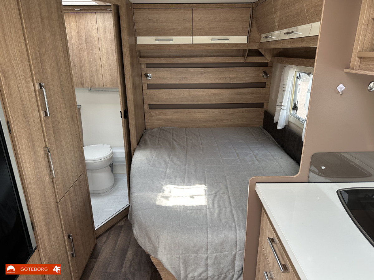 KABE CLASSIC 470 XL KS *Året runt / Dubbelbädd / Kompakt, bild 7 av 13