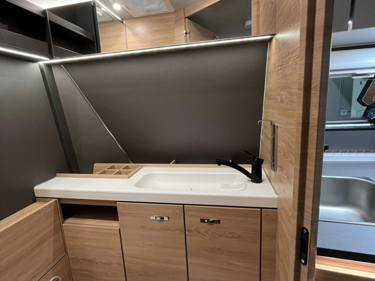 Knaus YASEO 340 PX, bild 10 av 15
