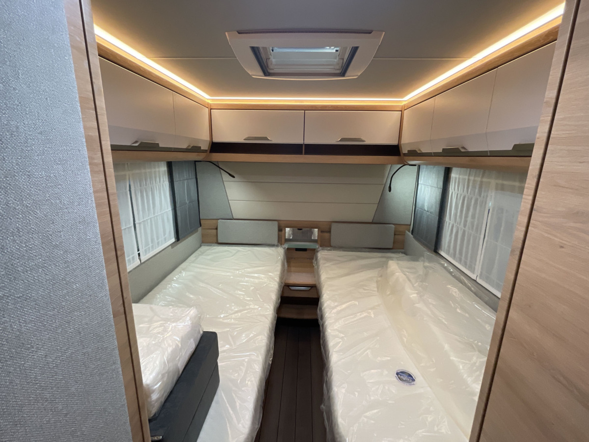 Knaus SÜDWIND BLACK SELECTION 540 UE, bild 11 av 14