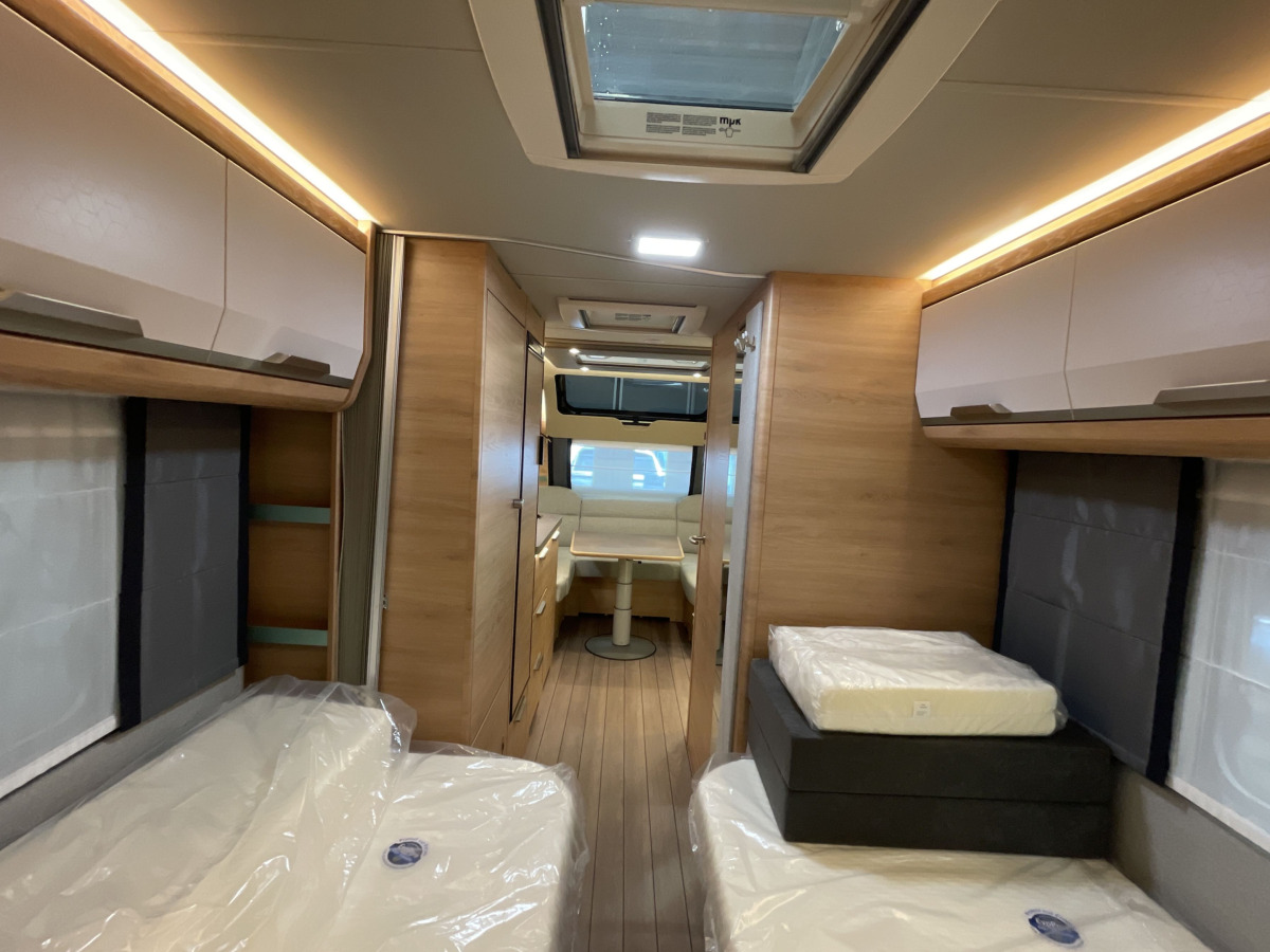 Knaus SÜDWIND BLACK SELECTION 540 UE, bild 12 av 14