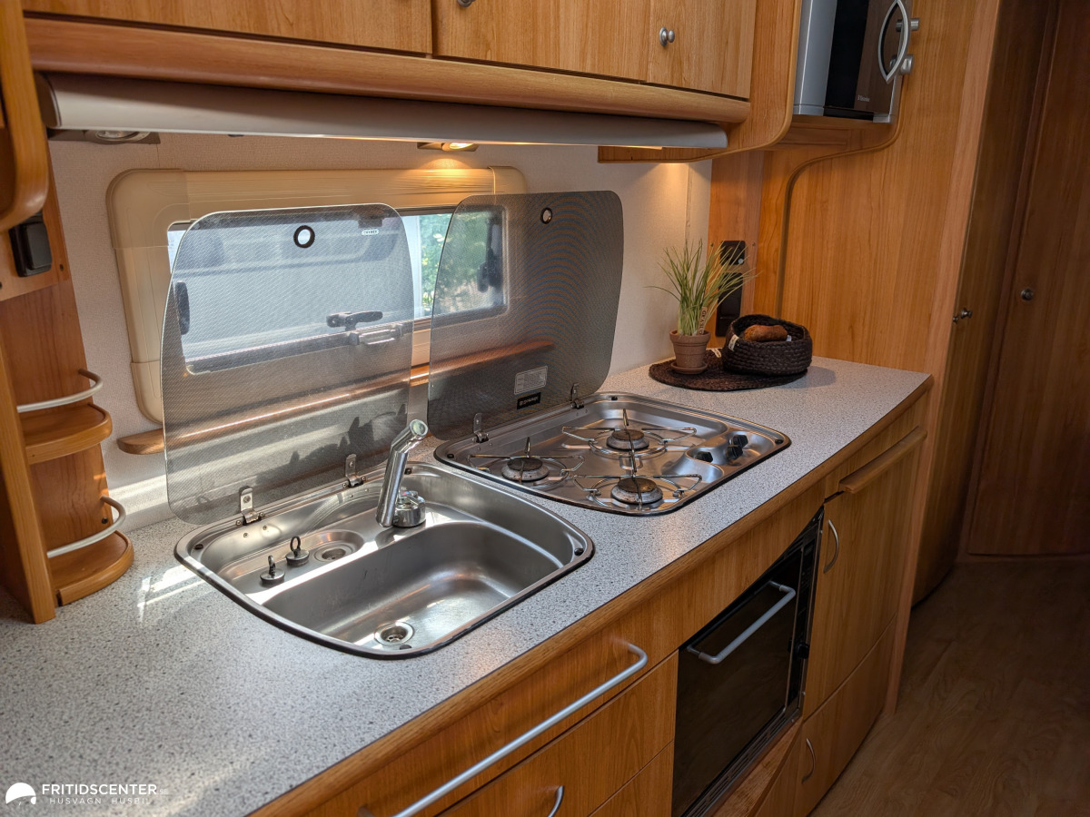Polar 680 CTX *Bäddbar dinette / Alde, bild 12 av 22