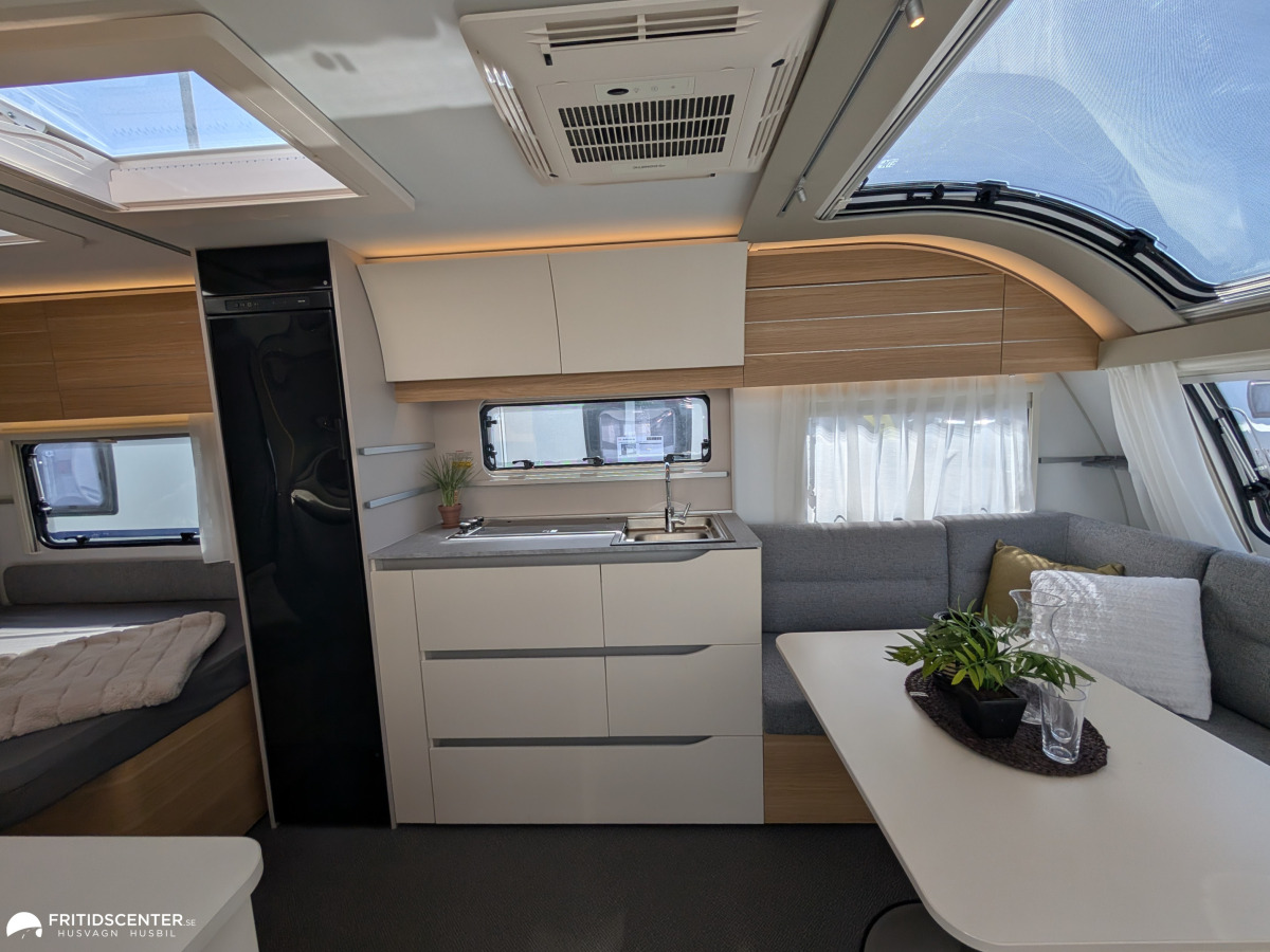 Adria ADORA 522 UP *Rymlig sittgrupp / ALDE / Panoramafönster, bild 7 av 24