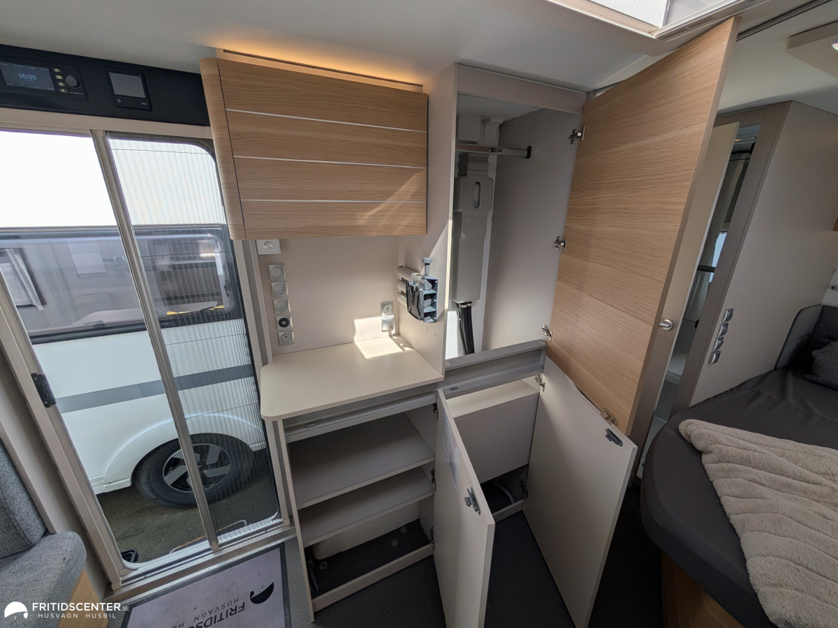 Adria ADORA 522 UP *Rymlig sittgrupp / ALDE / Panoramafönster, bild 11 av 24
