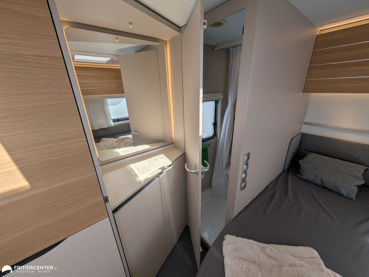 Adria ADORA 522 UP *Rymlig sittgrupp / ALDE / Panoramafönster, bild 15 av 24