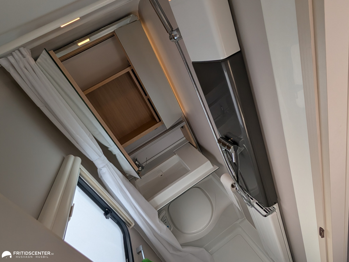 Adria ADORA 522 UP *Rymlig sittgrupp / ALDE / Panoramafönster, bild 17 av 24