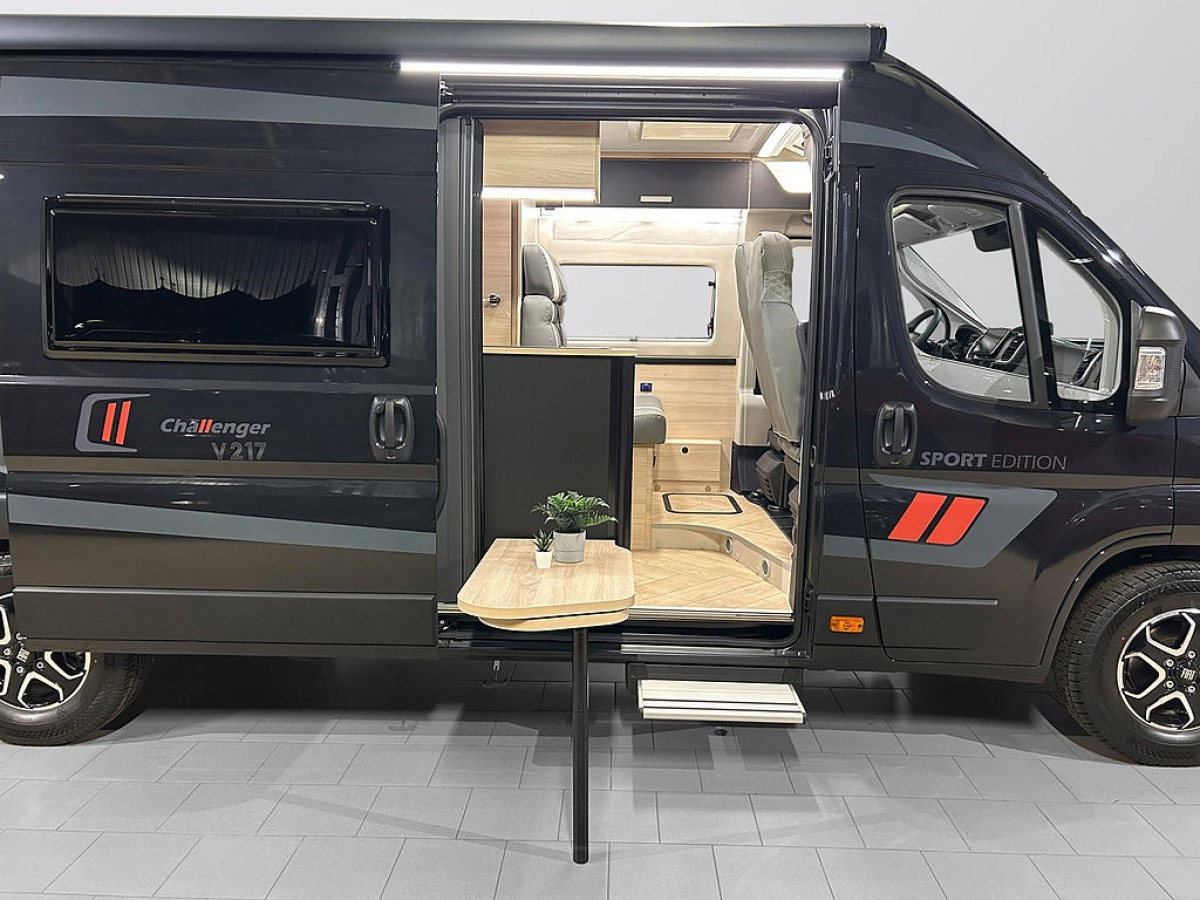 CHALLENGER V217 SPORT AUTOMAT Långbädd ADAPTIV FARTHÅLLARE, bild 4 av 33