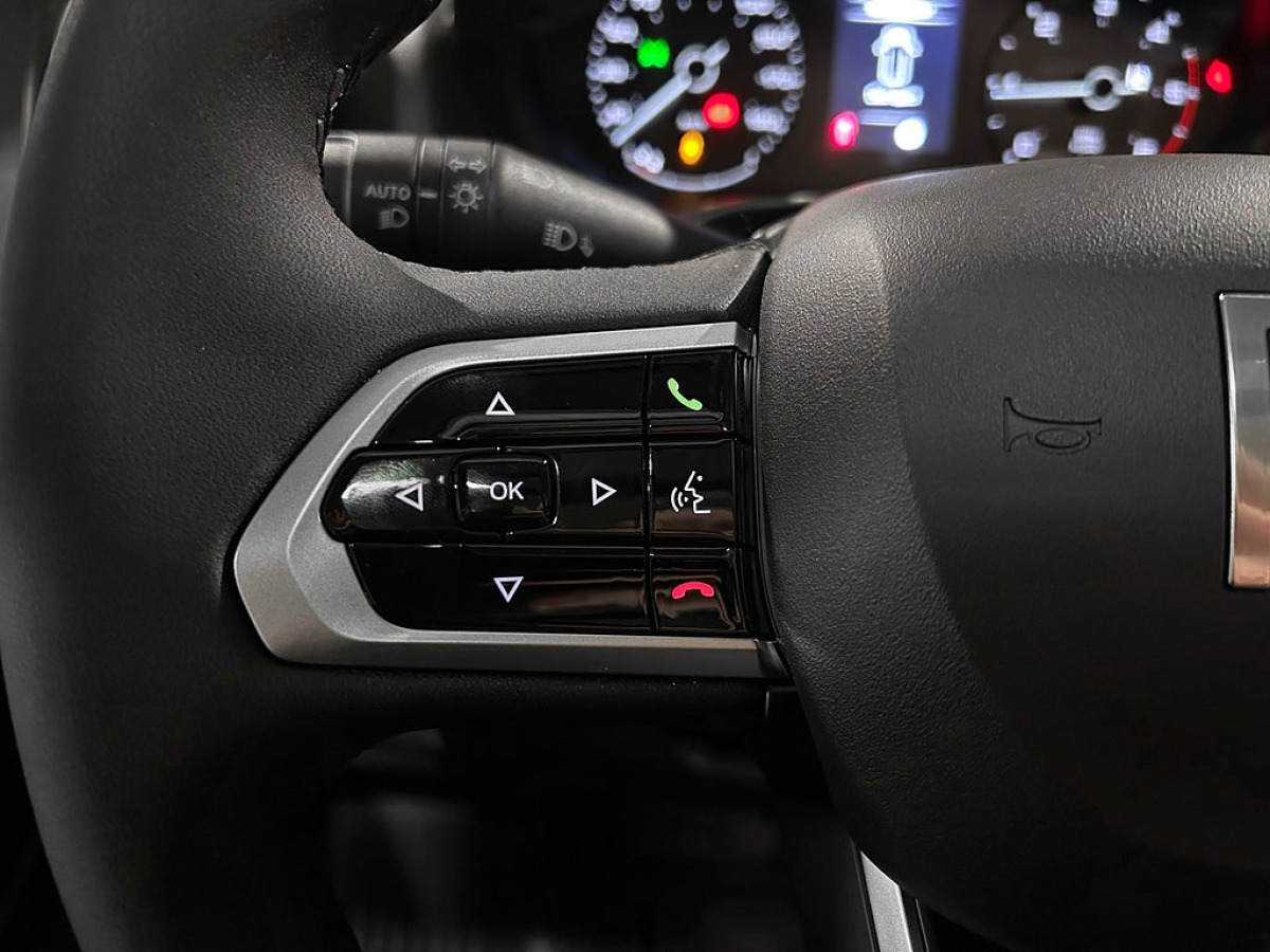 CHALLENGER V217 SPORT AUTOMAT Långbädd ADAPTIV FARTHÅLLARE, bild 31 av 33