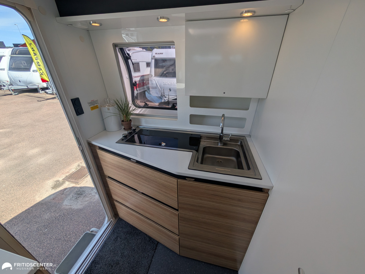 Adria Action 391 LH *Resevagn / Låg vikt / Populär, bild 7 av 20