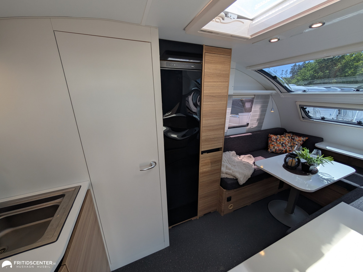 Adria Action 391 LH *Resevagn / Låg vikt / Populär, bild 10 av 20