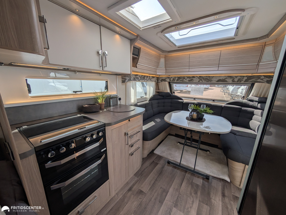KABE ROYAL 600 TDL KS *Långbäddar / Boxmarkis Förtält, bild 20 av 24