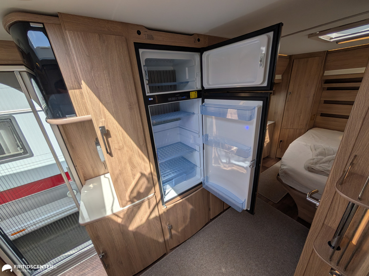 KABE SAFIR 600 GLE KS *Stor dubbelbädd B5 / Hög komfort, bild 10 av 25