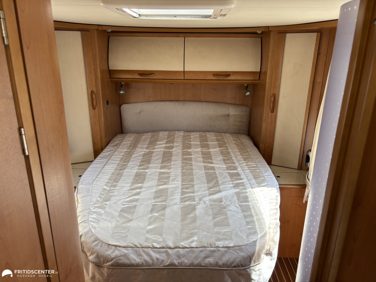 Rapido 7090 F, bild 2 av 32