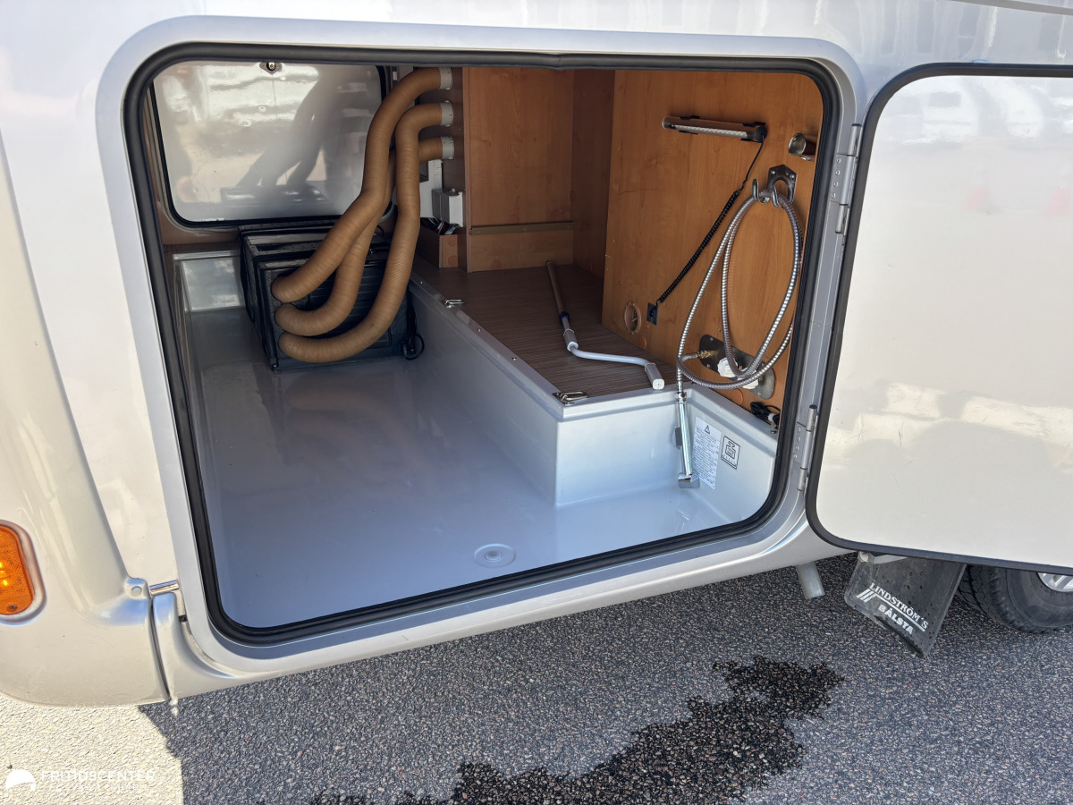 Rapido 7090 F, bild 19 av 32
