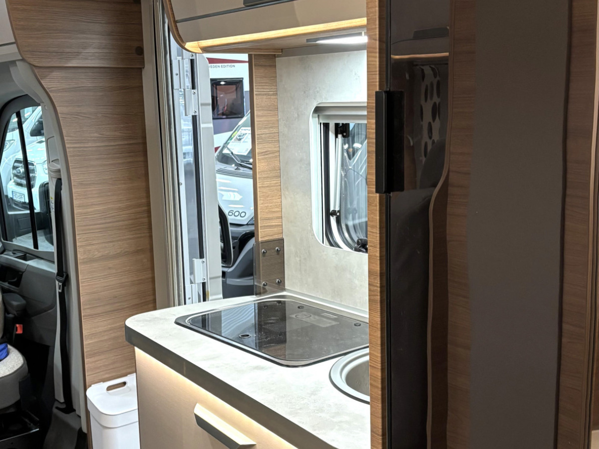Knaus VAN TI 640 MEG VANSATION, bild 7 av 11