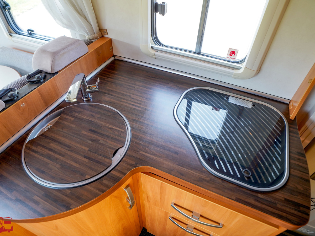 Hymer B 508 CL Dubbelsäng Under 6 meter, bild 9 av 35