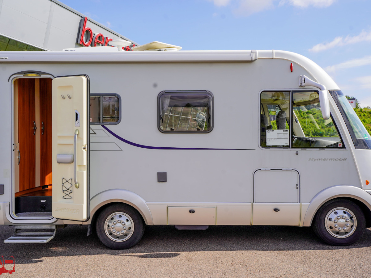 Hymer B 508 CL Dubbelsäng Under 6 meter, bild 3 av 35