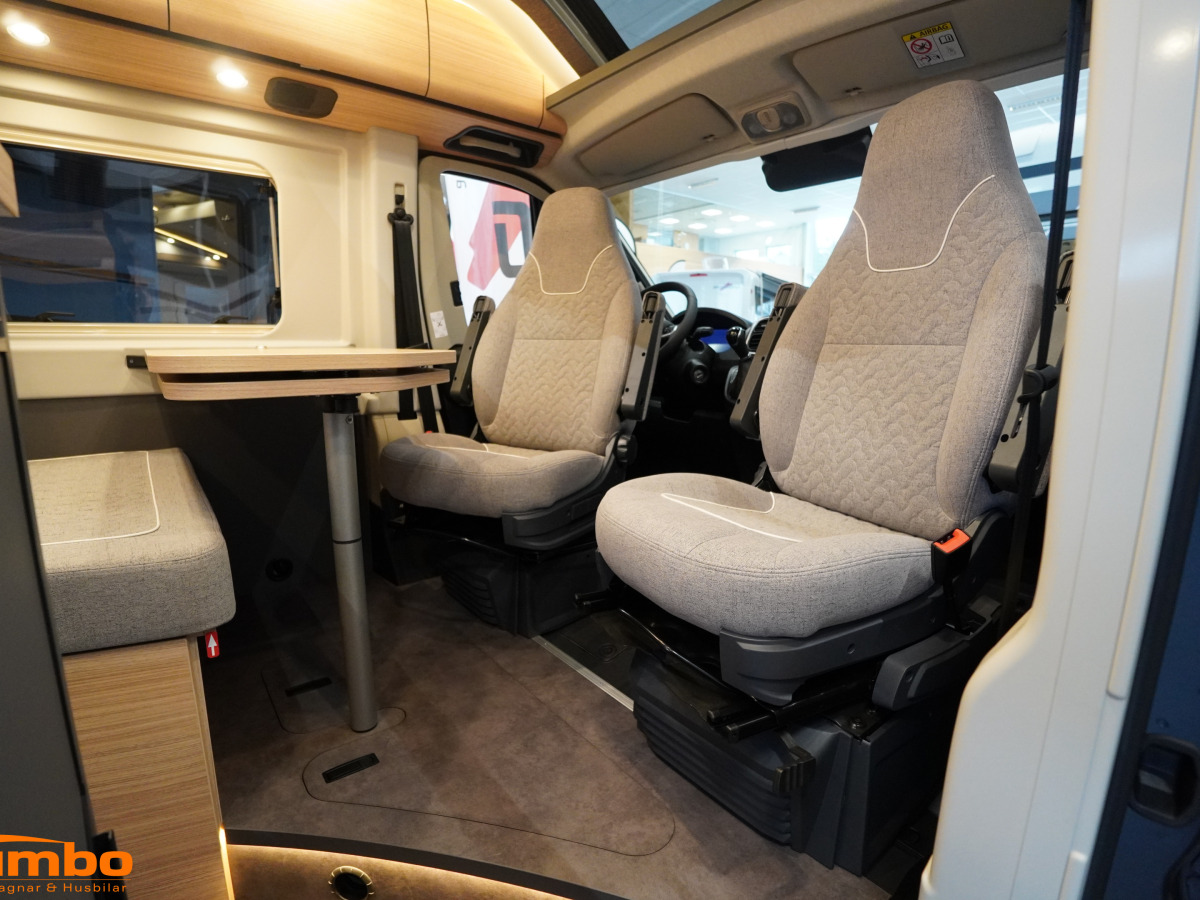 Malibu Van 640 LE RB first class two rooms GT skyview, Dieselpanna, 4000kg, bild 2 av 21