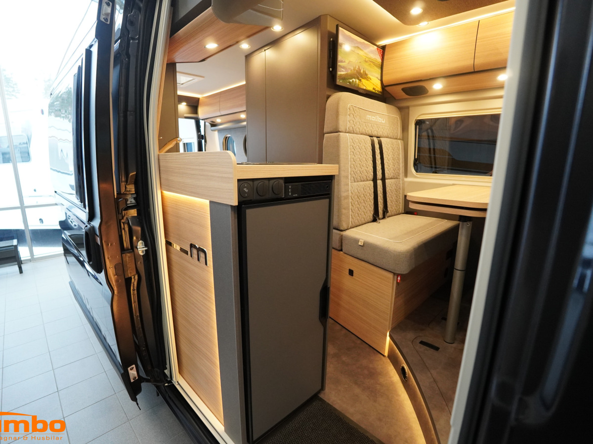 Malibu Van 640 LE RB first class two rooms GT skyview, Dieselpanna, 4000kg, bild 3 av 21