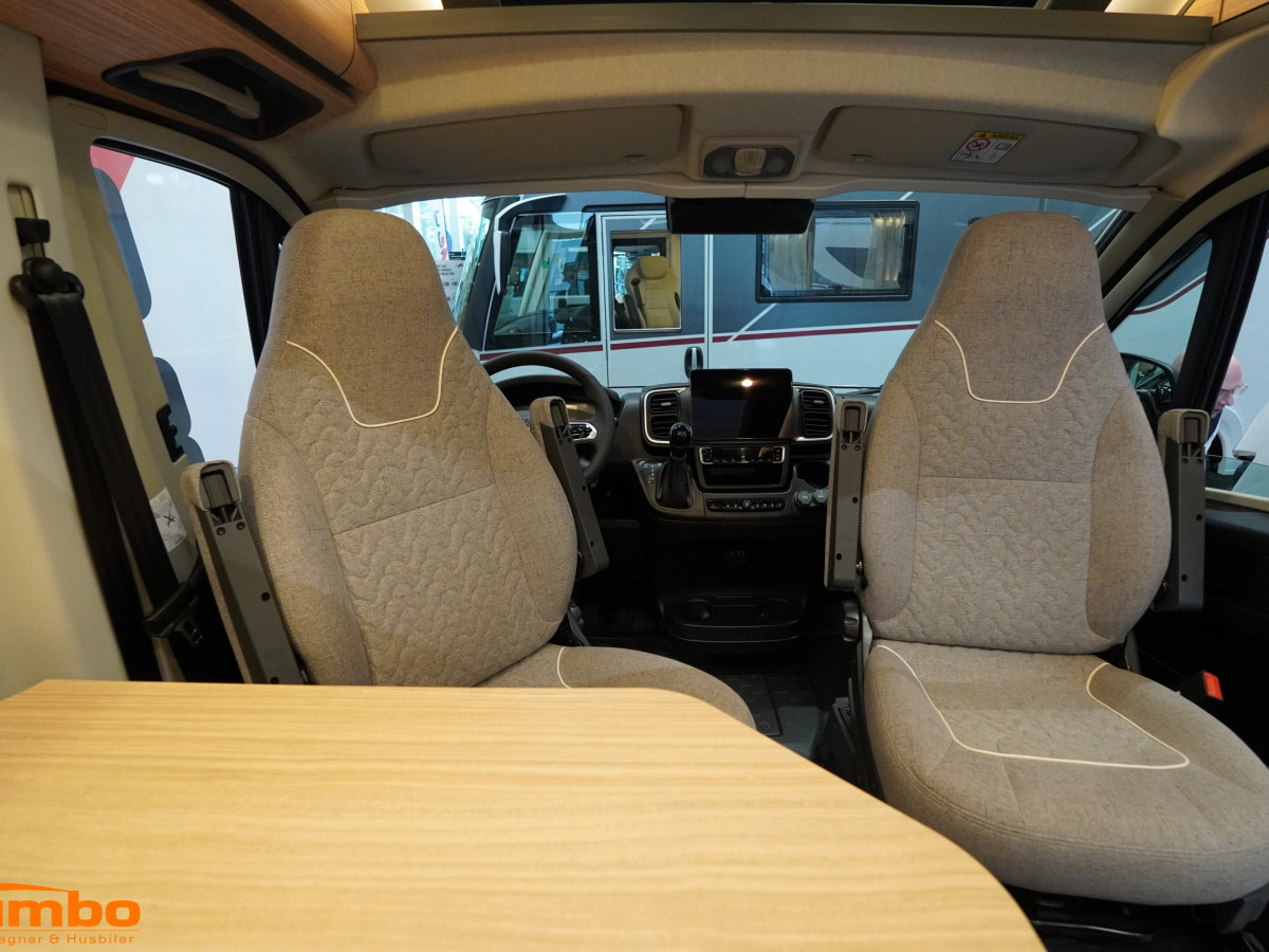 Malibu Van 640 LE RB first class two rooms GT skyview, Dieselpanna, 4000kg, bild 4 av 21