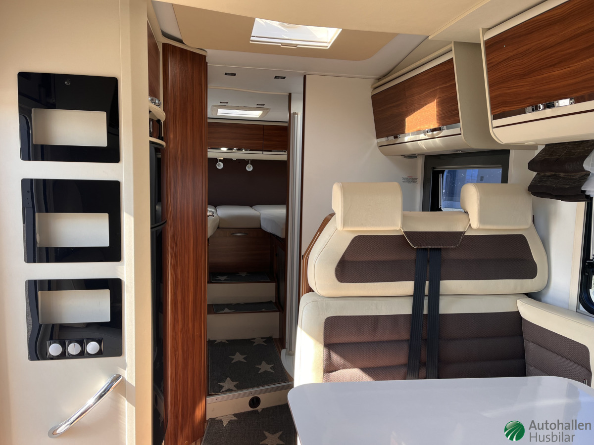 Adria MATRIX M 670SL / EXTRA-Öppet Lördag Söndag, bild 12 av 13